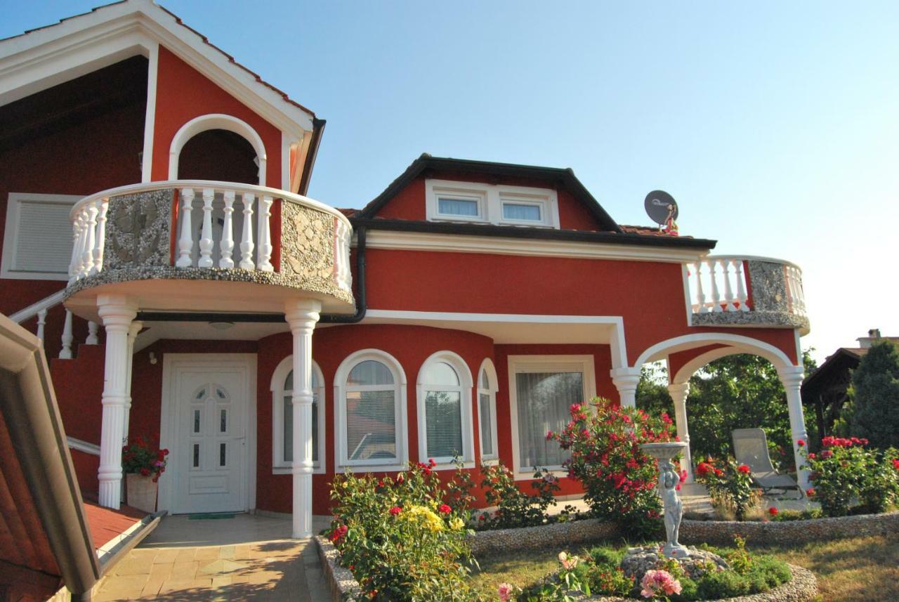 Apartma Jelka Новиград Экстерьер фото